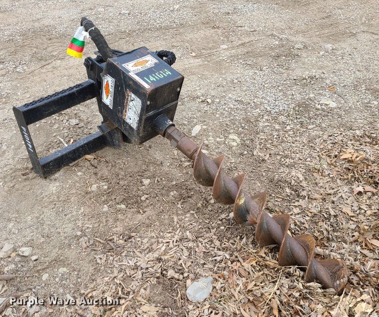 image for item JW9715 Lowe 1650CLH  skid steer auger