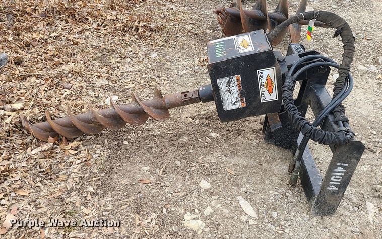 image for item JW9715 Lowe 1650CLH  skid steer auger