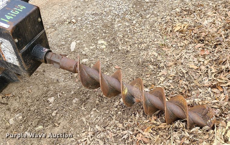 image for item JW9715 Lowe 1650CLH  skid steer auger