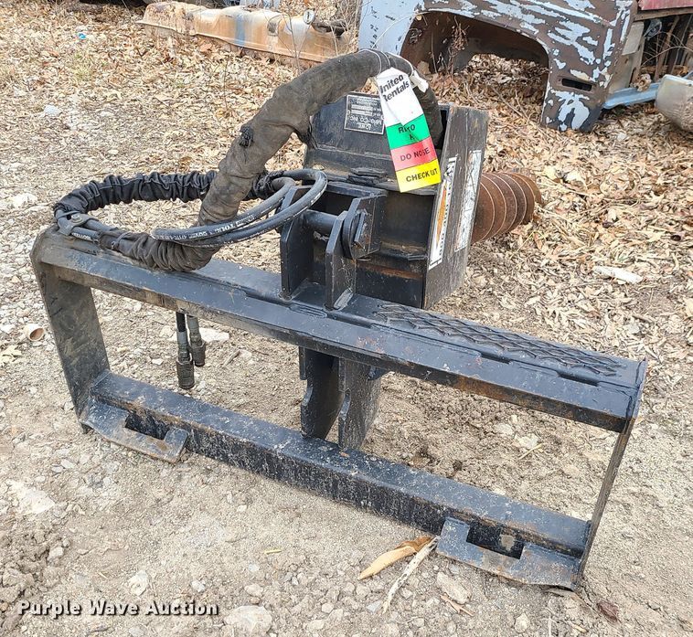 image for item JW9715 Lowe 1650CLH  skid steer auger