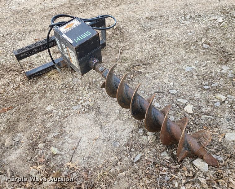 image for item JW9718 Lowe 1650CLH  skid steer auger