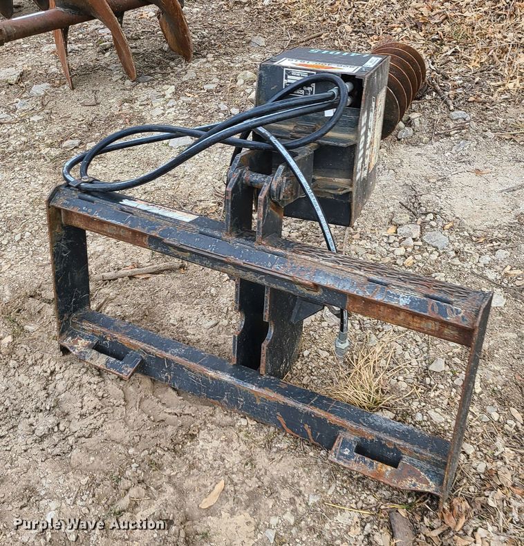 image for item JW9718 Lowe 1650CLH  skid steer auger