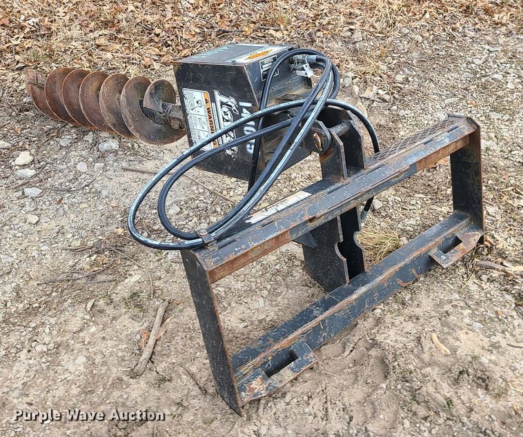 image for item JW9718 Lowe 1650CLH  skid steer auger
