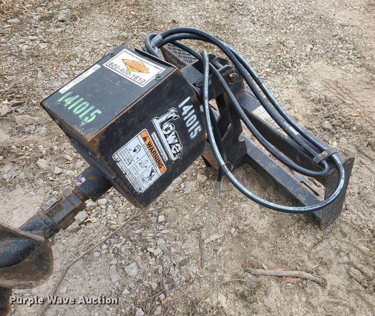 image for item JW9718 Lowe 1650CLH  skid steer auger