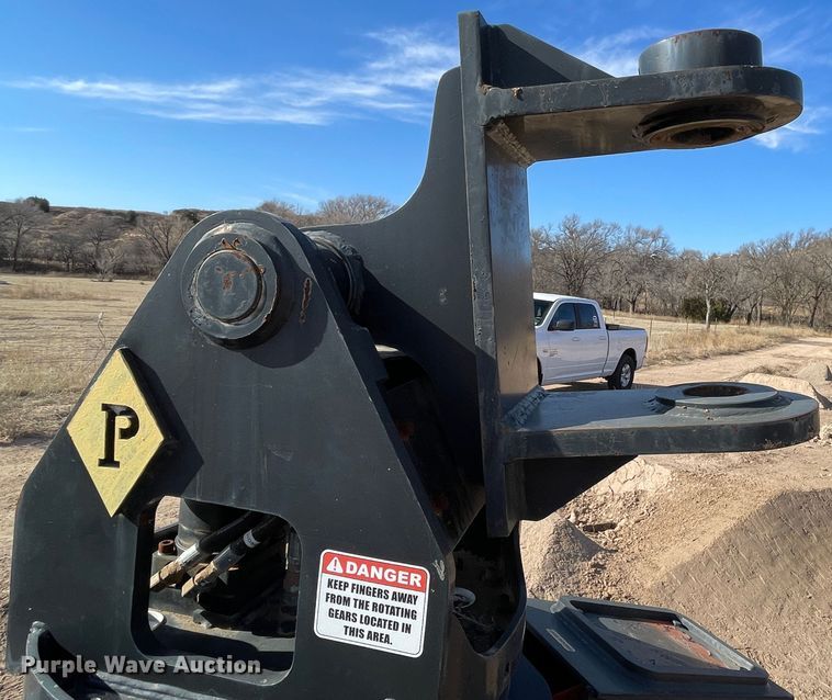 image for item KM9940 Pemberton 415402 PC210  excavator grapple