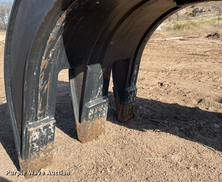 image for item KM9940 Pemberton 415402 PC210  excavator grapple