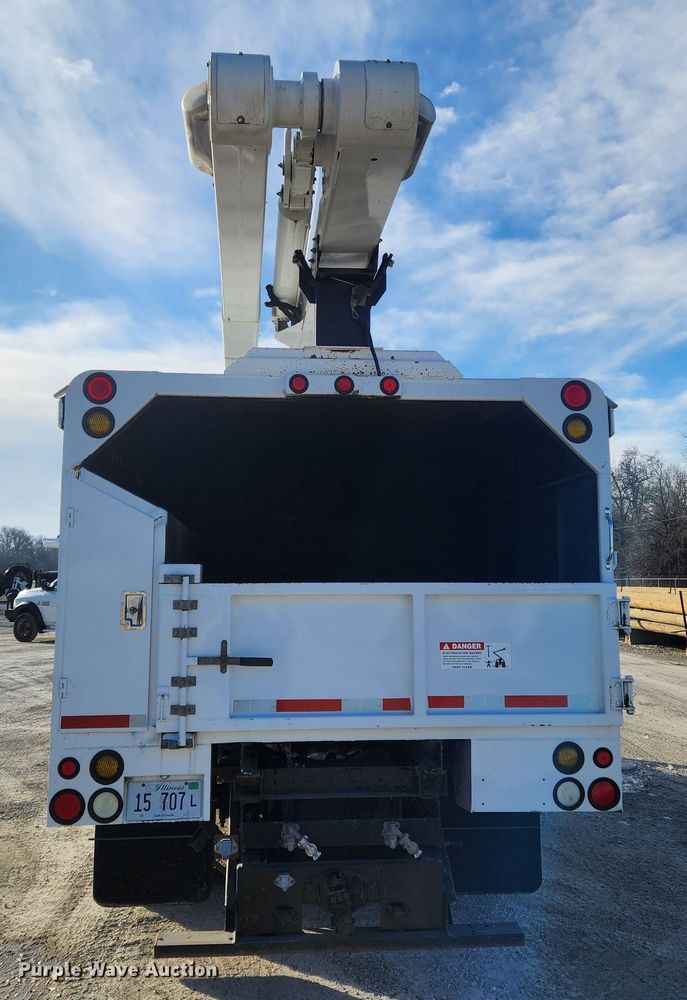 image for item KT9397 2012 Ford F750 Super Duty XLT  forestry bucket truck