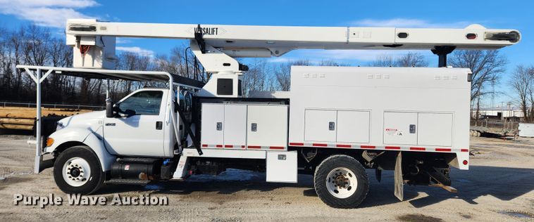 image for item KT9397 2012 Ford F750 Super Duty XLT  forestry bucket truck