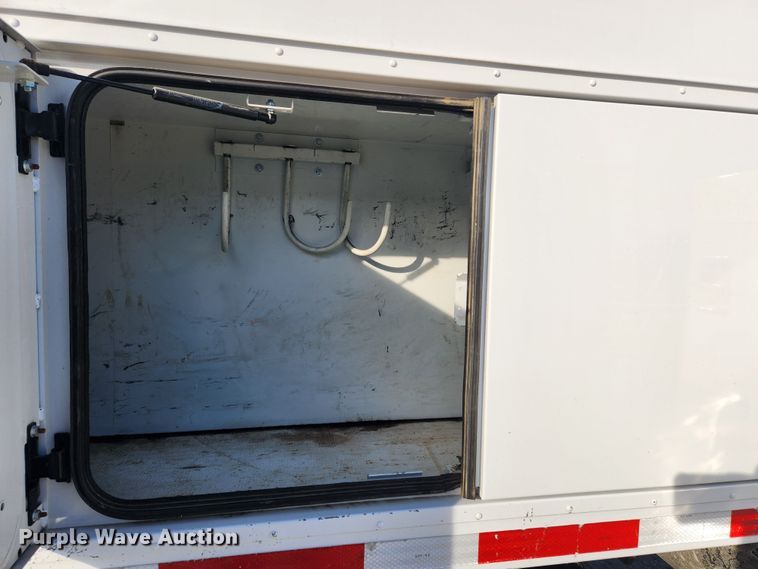 image for item KT9397 2012 Ford F750 Super Duty XLT  forestry bucket truck