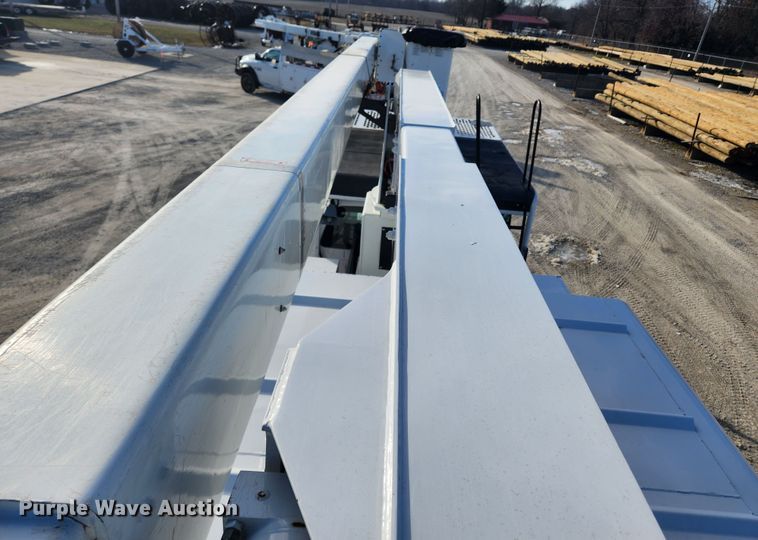 image for item KT9397 2012 Ford F750 Super Duty XLT  forestry bucket truck