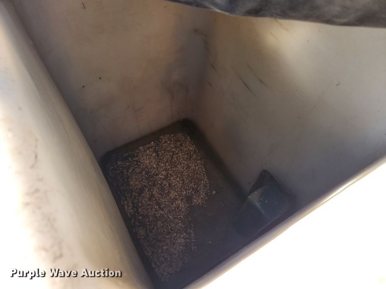 image for item KT9397 2012 Ford F750 Super Duty XLT  forestry bucket truck