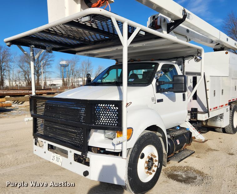 image for item KT9397 2012 Ford F750 Super Duty XLT  forestry bucket truck
