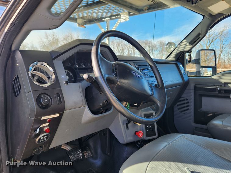 image for item KT9397 2012 Ford F750 Super Duty XLT  forestry bucket truck