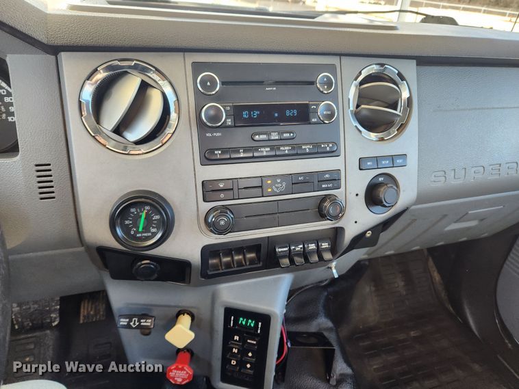 image for item KT9397 2012 Ford F750 Super Duty XLT  forestry bucket truck