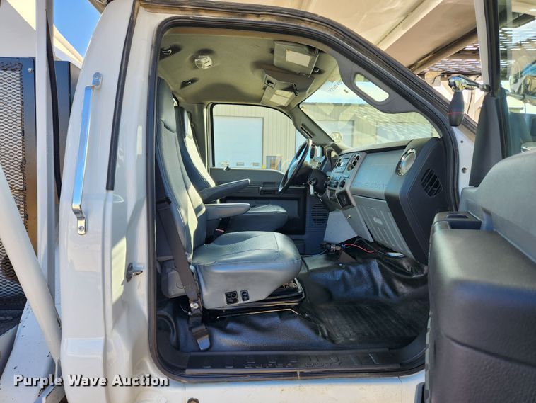 image for item KT9397 2012 Ford F750 Super Duty XLT  forestry bucket truck