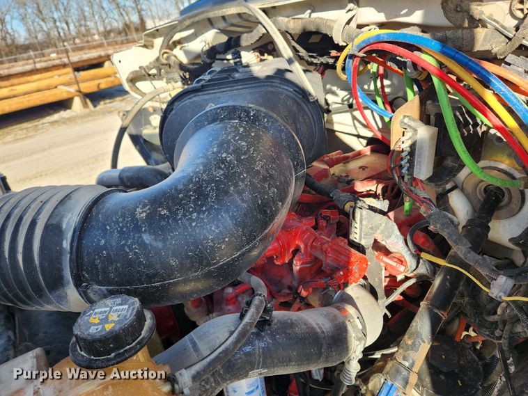 image for item KT9397 2012 Ford F750 Super Duty XLT  forestry bucket truck