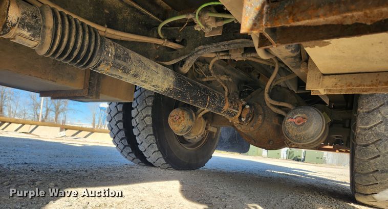 image for item KT9397 2012 Ford F750 Super Duty XLT  forestry bucket truck