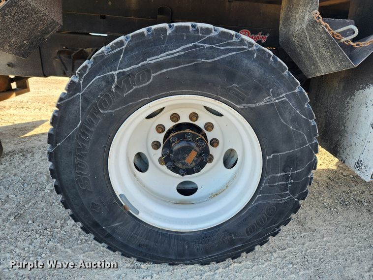 image for item KT9397 2012 Ford F750 Super Duty XLT  forestry bucket truck