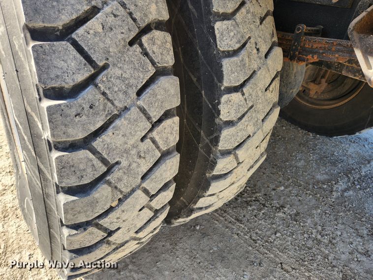 image for item KT9397 2012 Ford F750 Super Duty XLT  forestry bucket truck