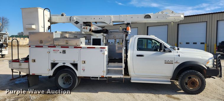 image for item KT9398 2014 Dodge Ram 5500HD  bucket truck