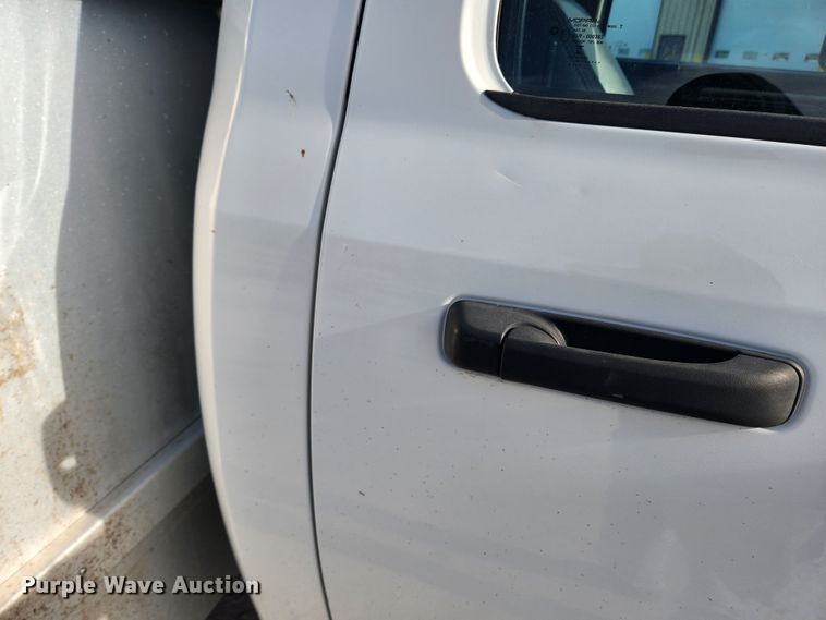 image for item KT9398 2014 Dodge Ram 5500HD  bucket truck