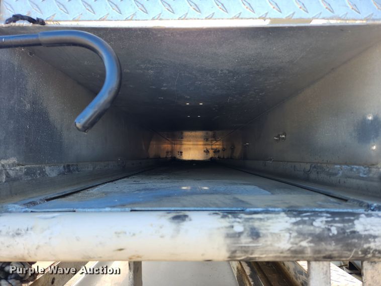 image for item KT9398 2014 Dodge Ram 5500HD  bucket truck