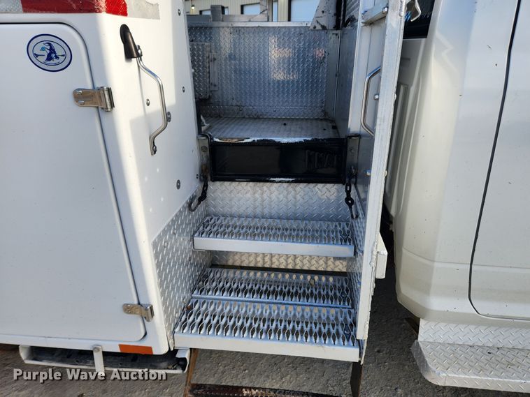 image for item KT9398 2014 Dodge Ram 5500HD  bucket truck