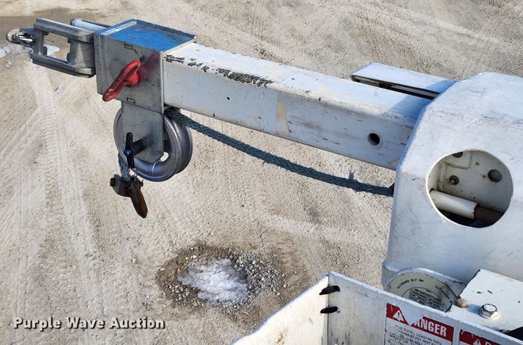 image for item KT9398 2014 Dodge Ram 5500HD  bucket truck