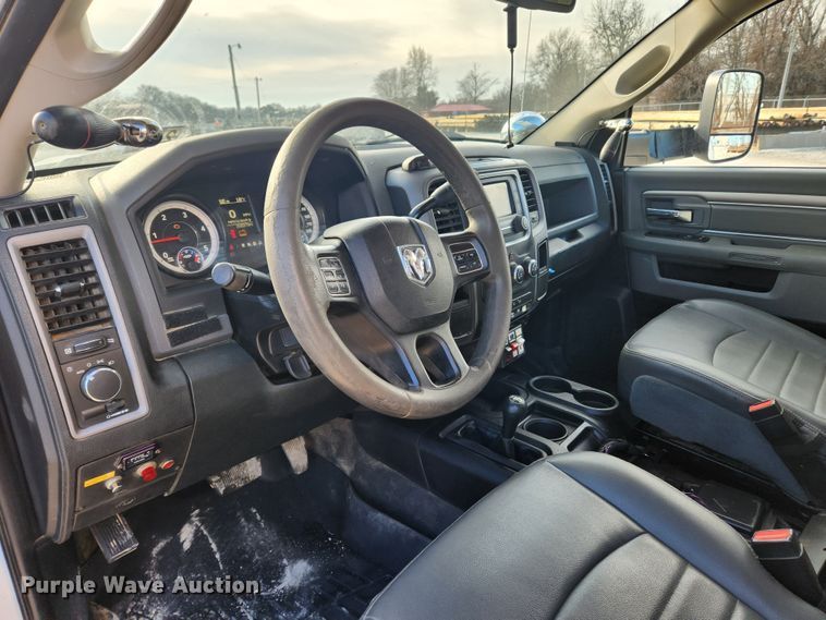 image for item KT9398 2014 Dodge Ram 5500HD  bucket truck