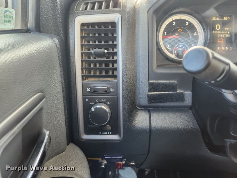 image for item KT9398 2014 Dodge Ram 5500HD  bucket truck