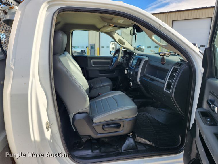 image for item KT9398 2014 Dodge Ram 5500HD  bucket truck