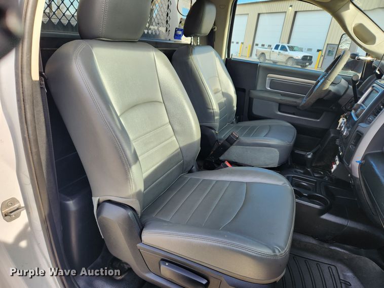 image for item KT9398 2014 Dodge Ram 5500HD  bucket truck