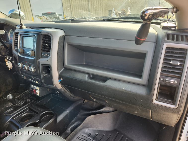 image for item KT9398 2014 Dodge Ram 5500HD  bucket truck