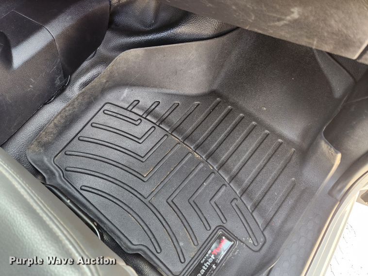 image for item KT9398 2014 Dodge Ram 5500HD  bucket truck