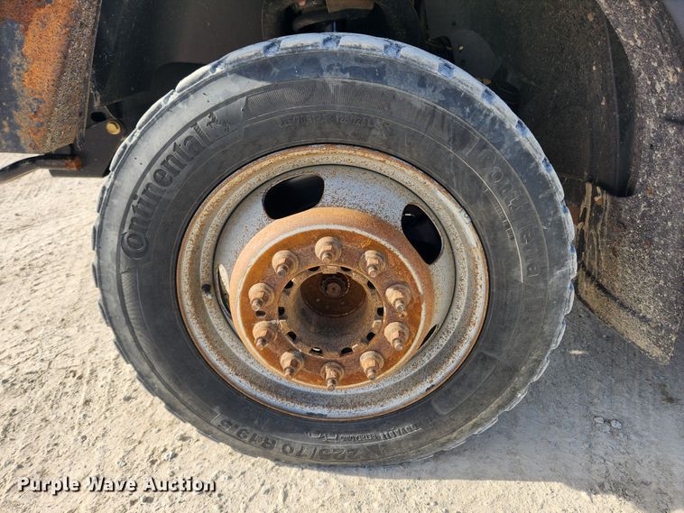 image for item KT9398 2014 Dodge Ram 5500HD  bucket truck