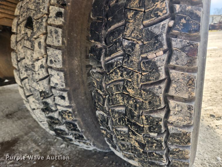 image for item KT9398 2014 Dodge Ram 5500HD  bucket truck