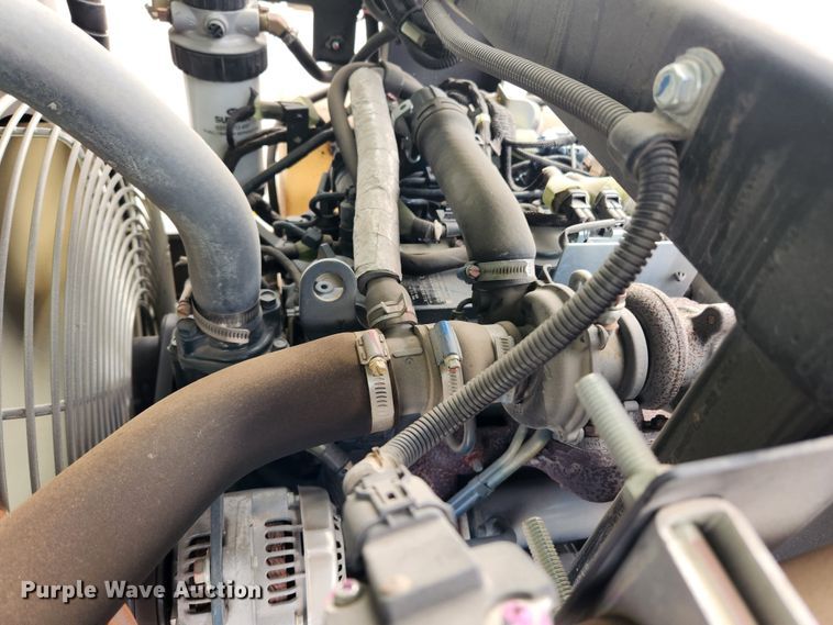 image for item KT9401 2018 Sullair 185  air compressor