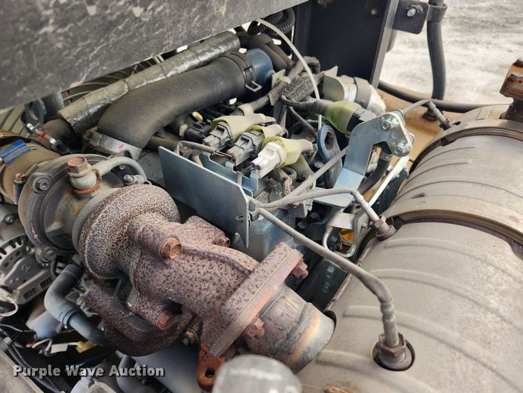 image for item KT9401 2018 Sullair 185  air compressor