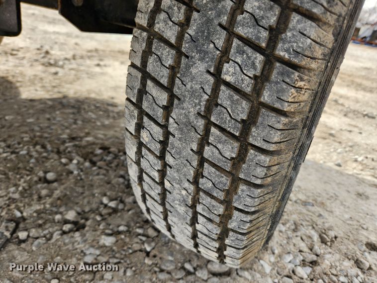 image for item KT9401 2018 Sullair 185  air compressor