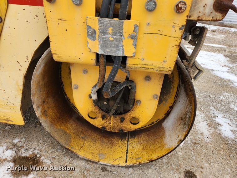image for item KT9413 1996 Dynapac CC102  double drum vibratory roller