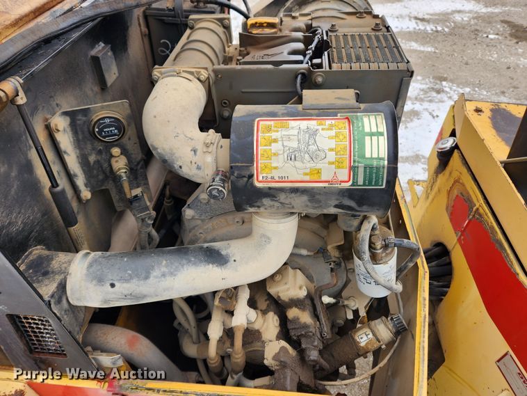 image for item KT9413 1996 Dynapac CC102  double drum vibratory roller