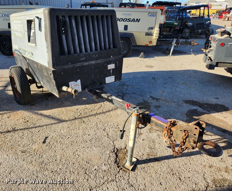 image for item KT9428 2005 Sullair 185DP0JD  air compressor