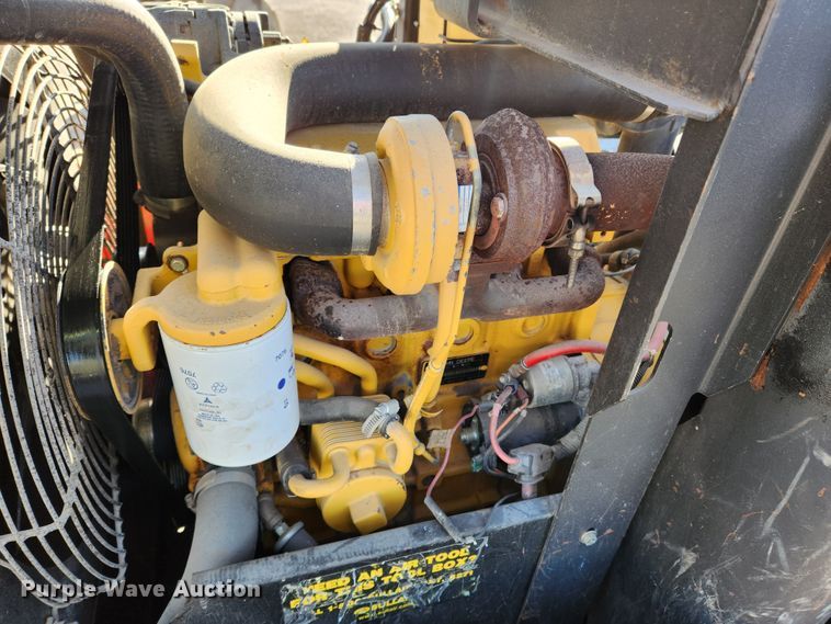 image for item KT9428 2005 Sullair 185DP0JD  air compressor