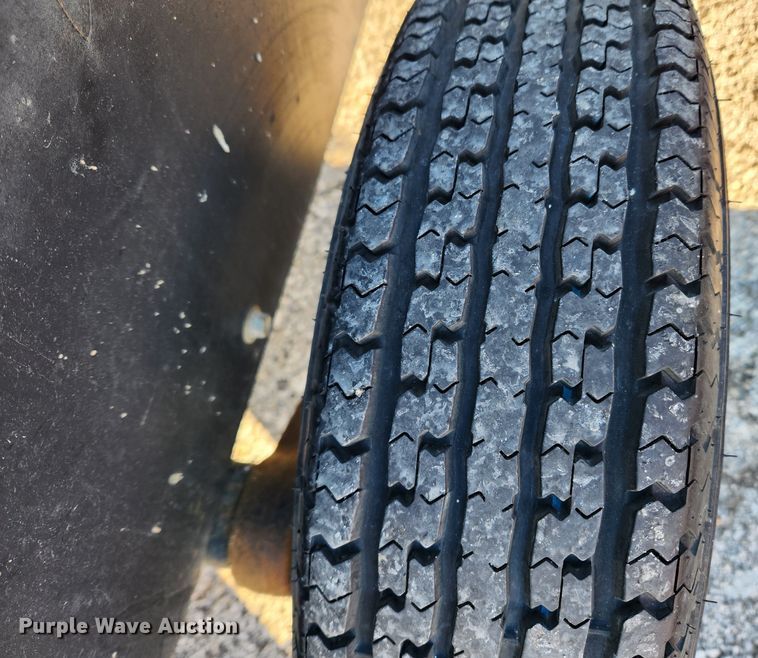 image for item KT9428 2005 Sullair 185DP0JD  air compressor