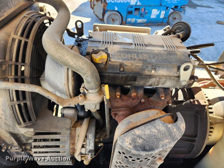 image for item KT9432 2011 Wacker Neuson LTN6L  light plant