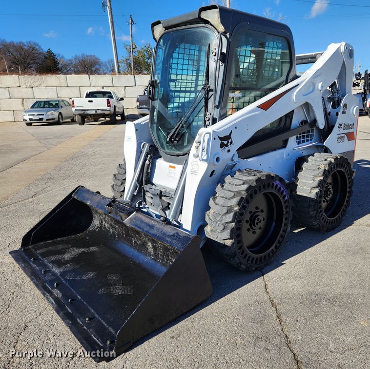 image for item KT9441 2014 Bobcat S650  skid steer loader