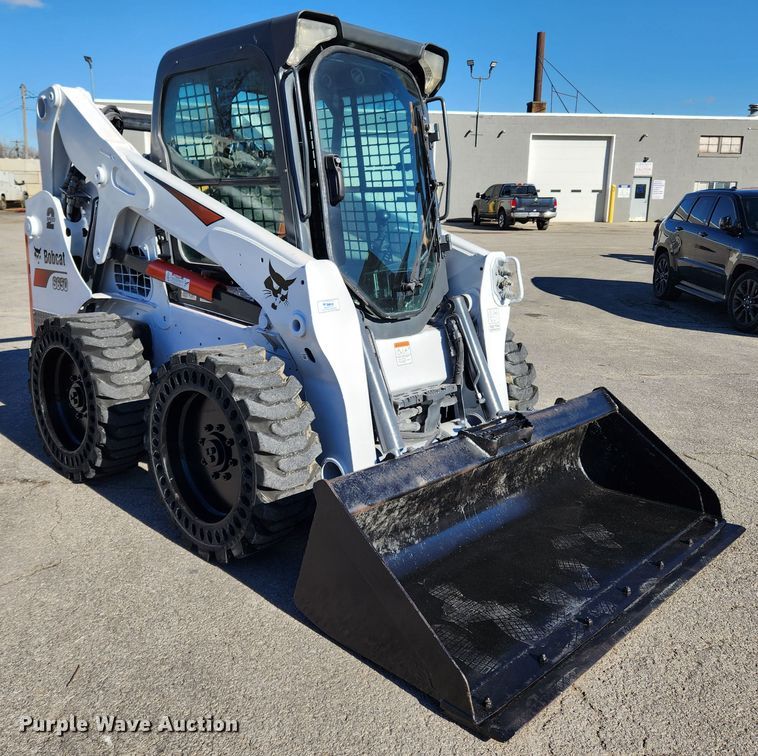 image for item KT9441 2014 Bobcat S650  skid steer loader