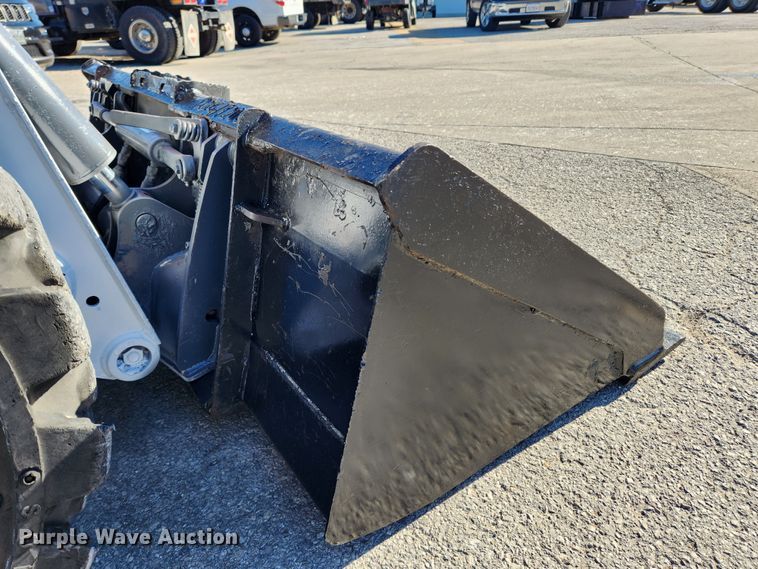 image for item KT9441 2014 Bobcat S650  skid steer loader