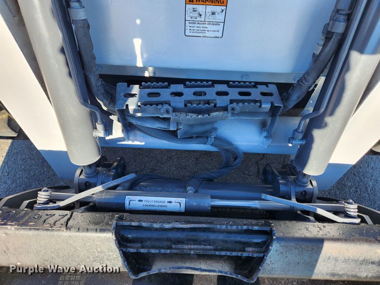 image for item KT9441 2014 Bobcat S650  skid steer loader