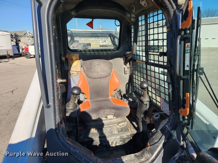 image for item KT9441 2014 Bobcat S650  skid steer loader